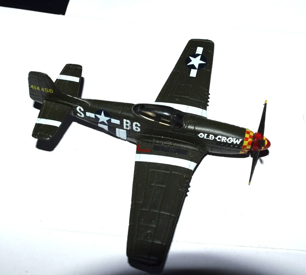 P51-D Mustang 1/72 Metal Airplane Model no Stand WWII Old Crow Thanksgiving
